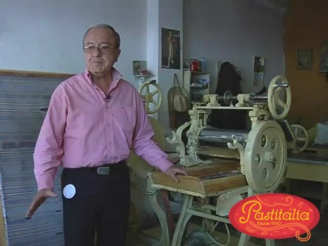 Área de producción y máquinas